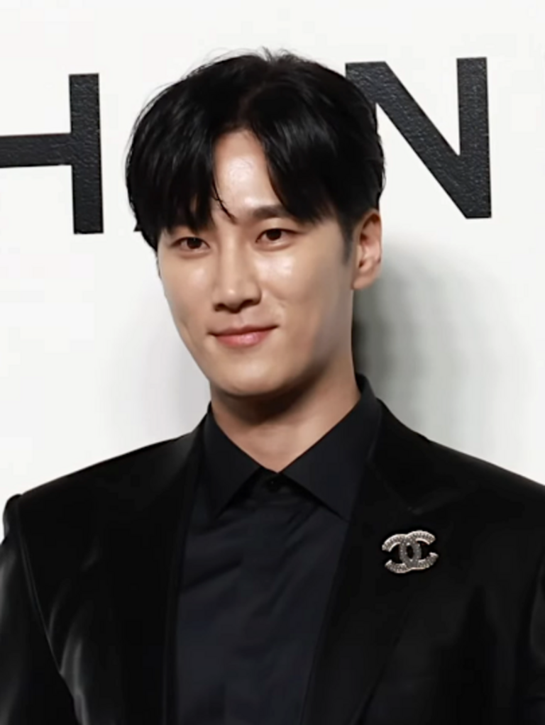 Ahn Bo Hyun net worth 2026