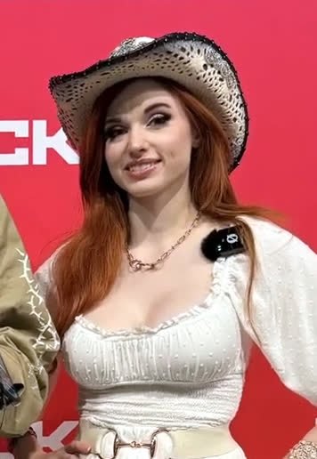Amouranth net worth 2026