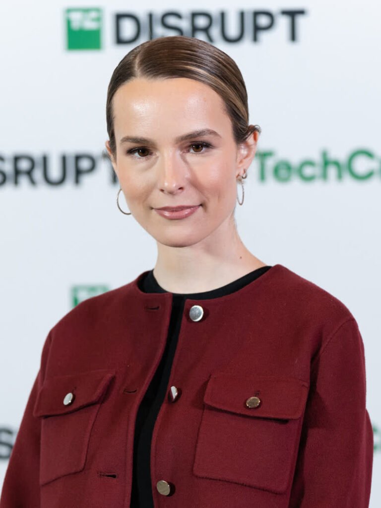 Bridgit Mendler net worth 2026