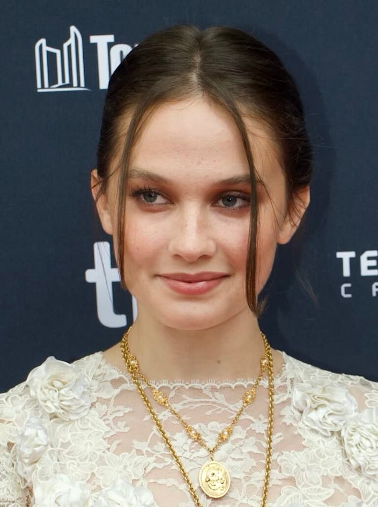 Cailee Spaeny net worth 2026