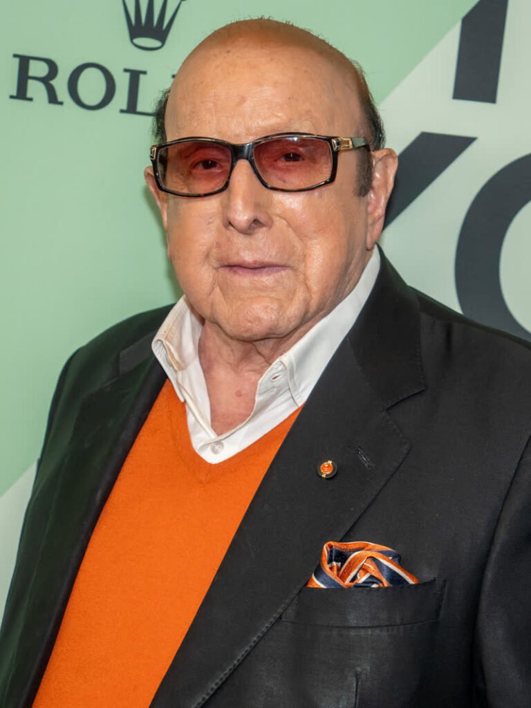Clive Davis net worth 2026
