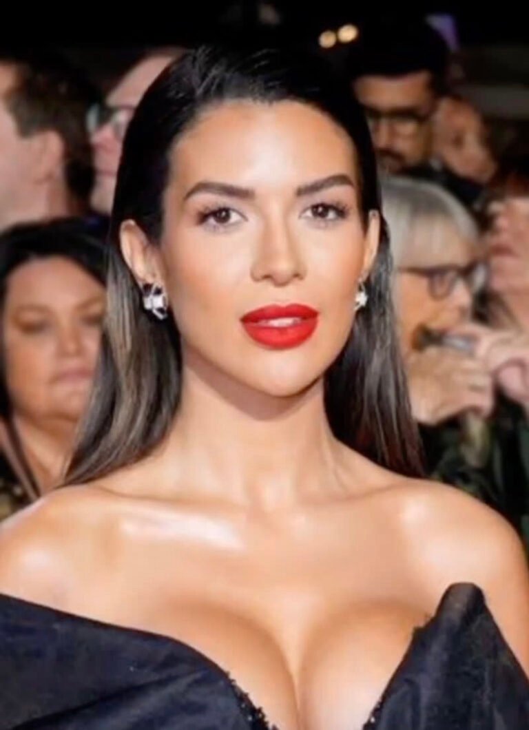 Ekin-Su Culculoglu net worth 2026