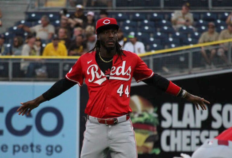 Elly De La Cruz net worth 2026