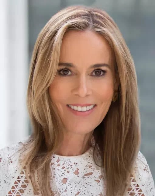 Julia Koch net worth 2026