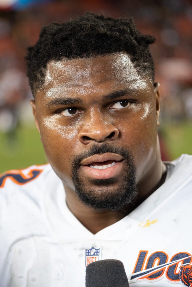 Khalil Mack net worth 2026