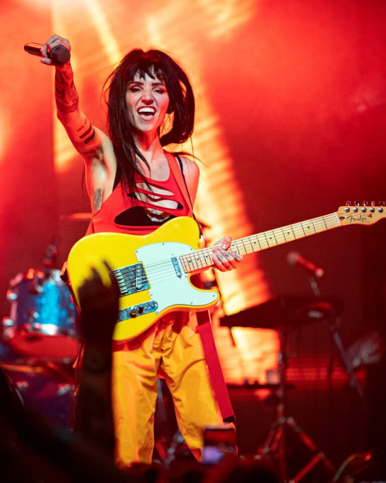 Lights (Valerie Poxleitner) net worth 2026