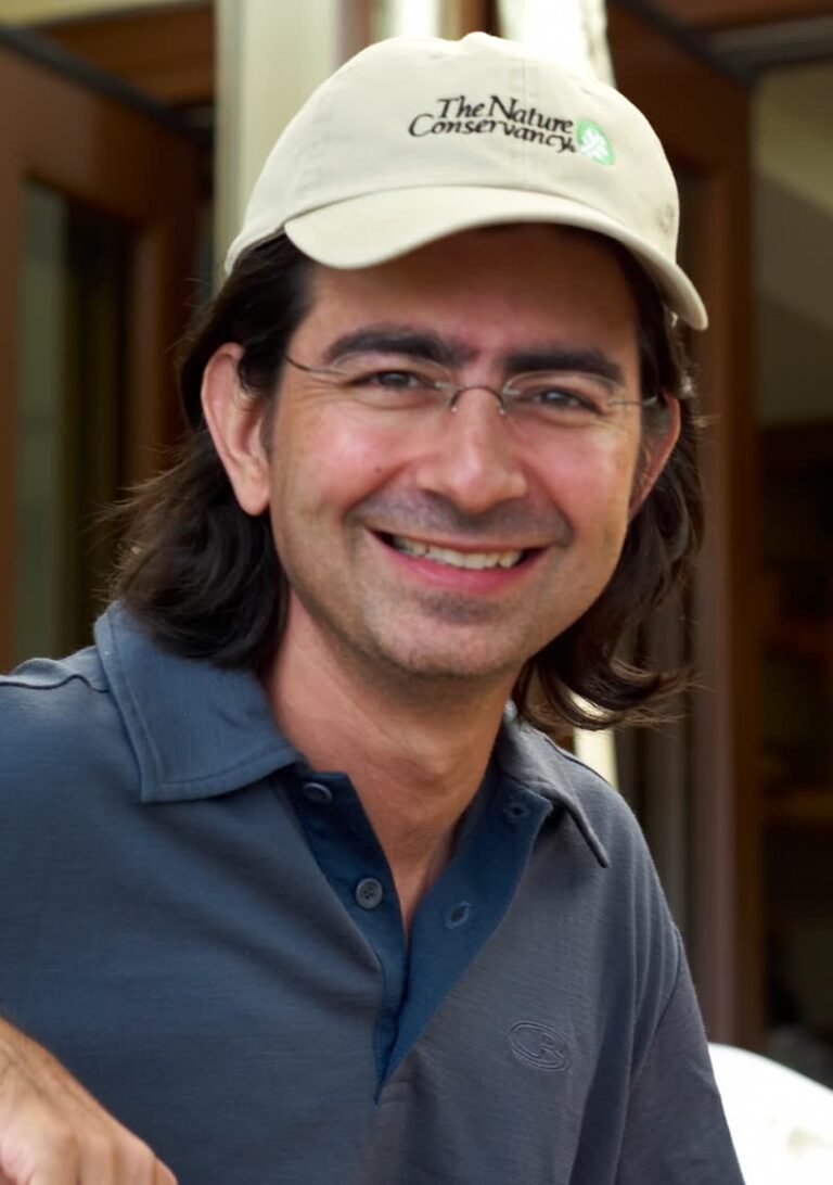 Pierre Omidyar net worth 2026