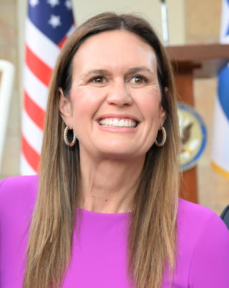 Sarah Huckabee Sanders net worth 2026